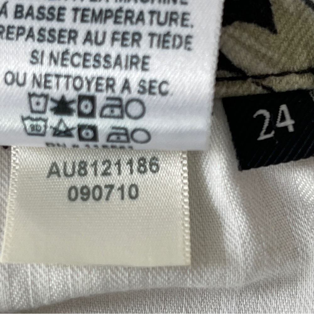 Seven 7 For All Mankind Skinny Jeans Black Daisy Floral Jeans Size 24 Stretchy - Picture 11 of 11